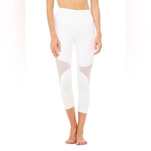 Alo yoga leggings with mesh